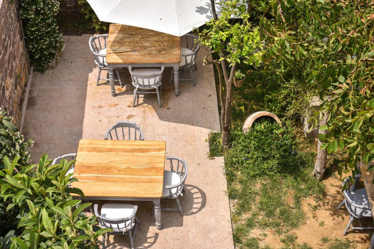 Lunaria Guest House Ayvalik Exterior photo